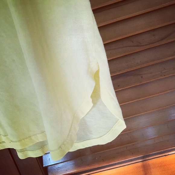 ☀️ Wildfox More Sun Please graphic T-shirt ☀️ - Picture 4 of 9